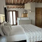 La Casina Del Borgo - Monolocale Nettuno Апартаменты