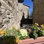 La Casina Del Borgo - Monolocale Nettuno * Перуджа