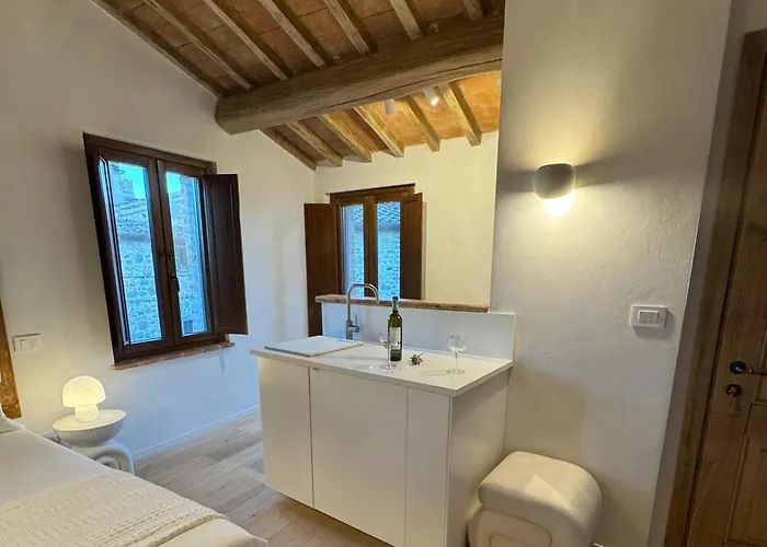 La Casina Del Borgo - Monolocale Nettuno *